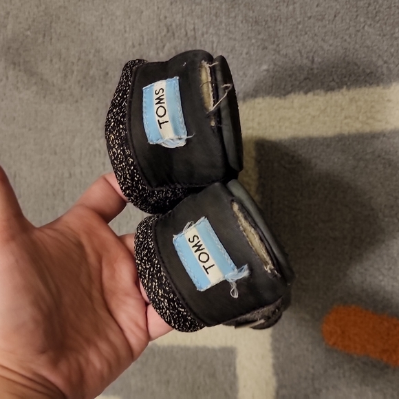 Toms Black Pepper Fabric Flats - Picture 2 of 4